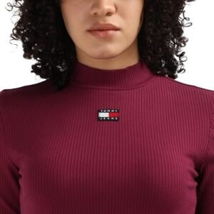 Tommi Women's Badge Cropped Fit Top - Image 2